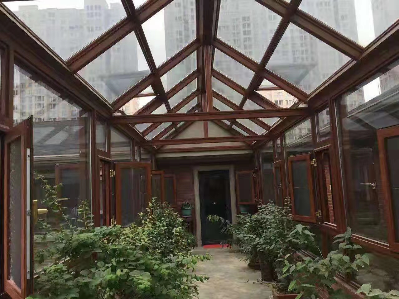 人字頂陽光花房